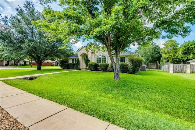 103 Nopal LN, Buda, TX 78610