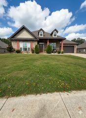 2327 Clairmont Drive, Semmes, AL 36575