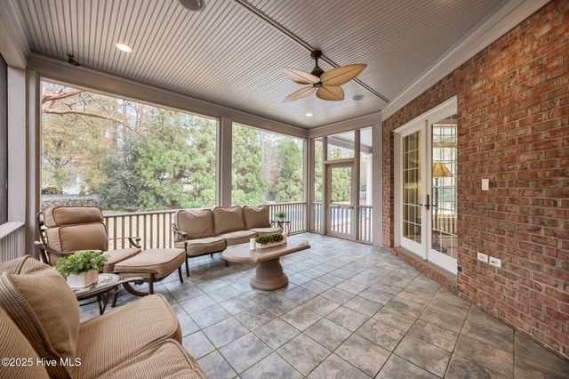 516 Chesapeake Place, Greenville, NC 27858