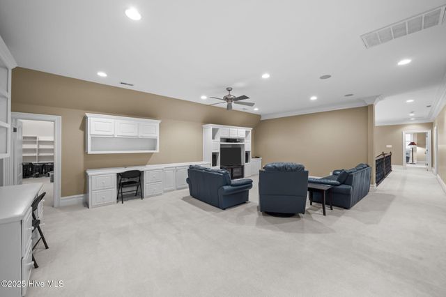 516 Chesapeake Place, Greenville, NC 27858