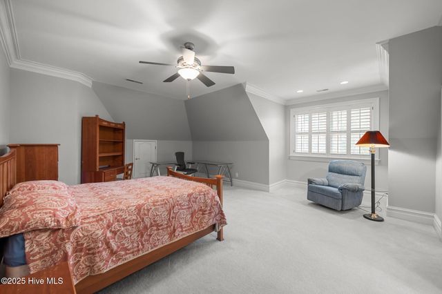 516 Chesapeake Place, Greenville, NC 27858