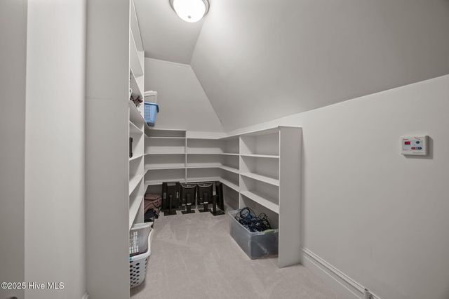 516 Chesapeake Place, Greenville, NC 27858