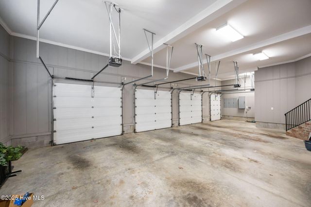 516 Chesapeake Place, Greenville, NC 27858