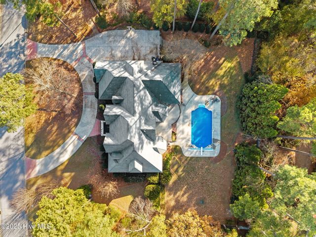 516 Chesapeake Place, Greenville, NC 27858