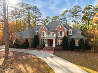 516 Chesapeake Place, Greenville, NC 27858