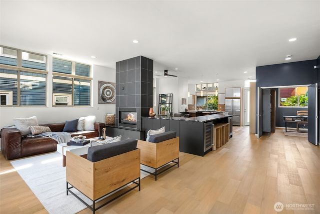 1917 E Alder Street, Seattle, WA 98122