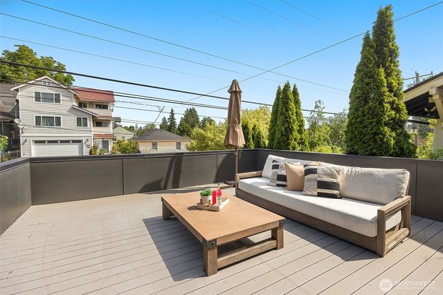 1917 E Alder Street, Seattle, WA 98122