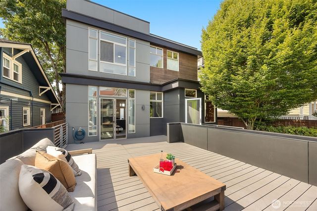 1917 E Alder Street, Seattle, WA 98122