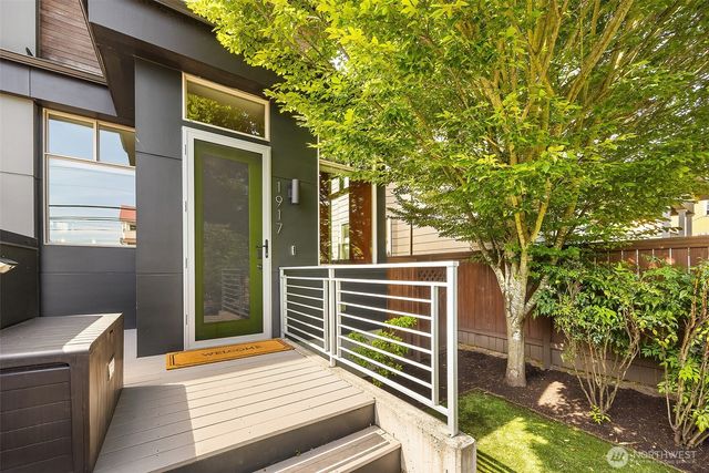 1917 E Alder Street, Seattle, WA 98122