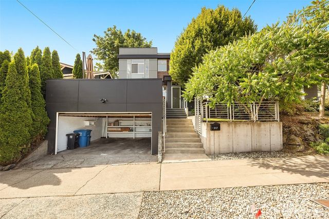 1917 E Alder Street, Seattle, WA 98122