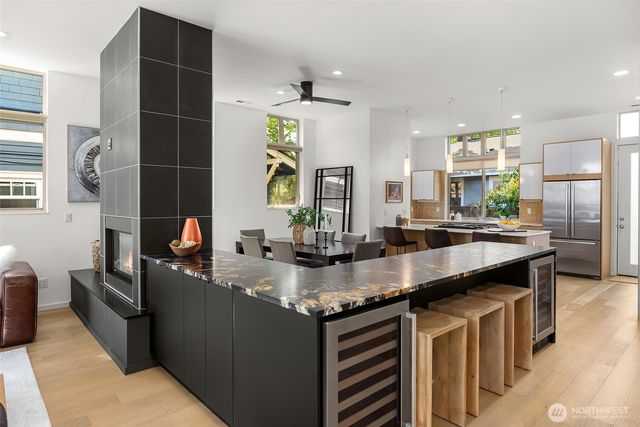 1917 E Alder Street, Seattle, WA 98122