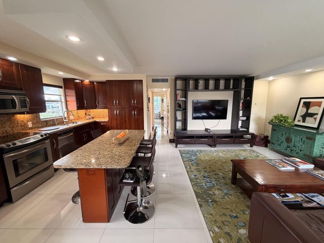 185 BRITTANY D, Delray Beach, FL 33446