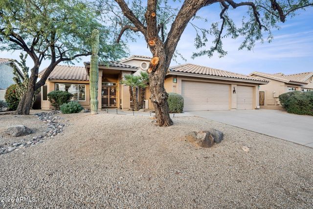 9410 E TOPEKA Drive, Scottsdale, AZ 85255