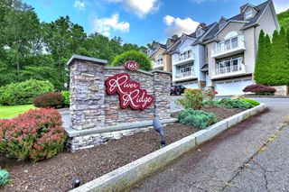 665 River Road 2, Shelton, CT 06484