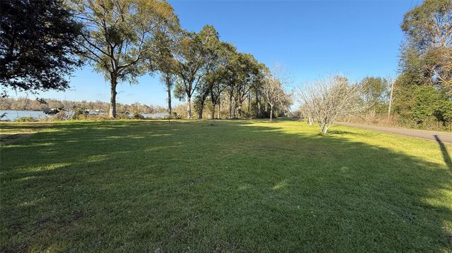 TBD Taylor Lake Circle, Livingston, TX 77351