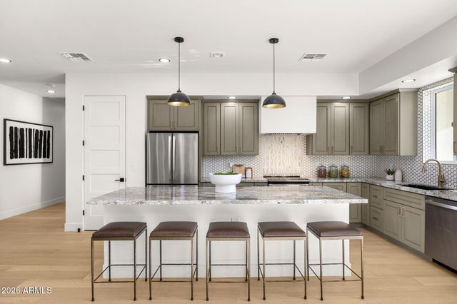 848 S 131ST Street, Gilbert, AZ 85233