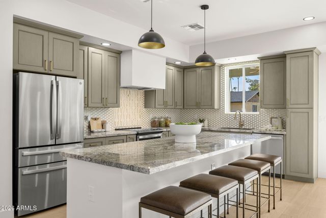 848 S 131ST Street, Gilbert, AZ 85233