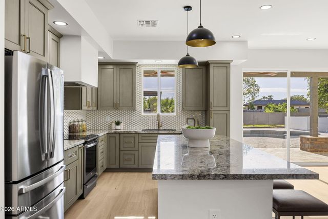 848 S 131ST Street, Gilbert, AZ 85233