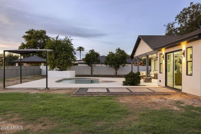 848 S 131ST Street, Gilbert, AZ 85233