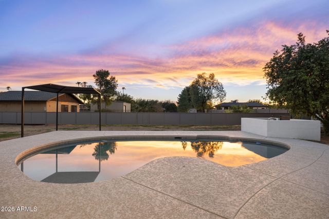 848 S 131ST Street, Gilbert, AZ 85233