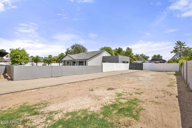 848 S 131ST Street, Gilbert, AZ 85233