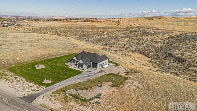 10423 Henry Creek Road, Idaho Falls, ID 83406