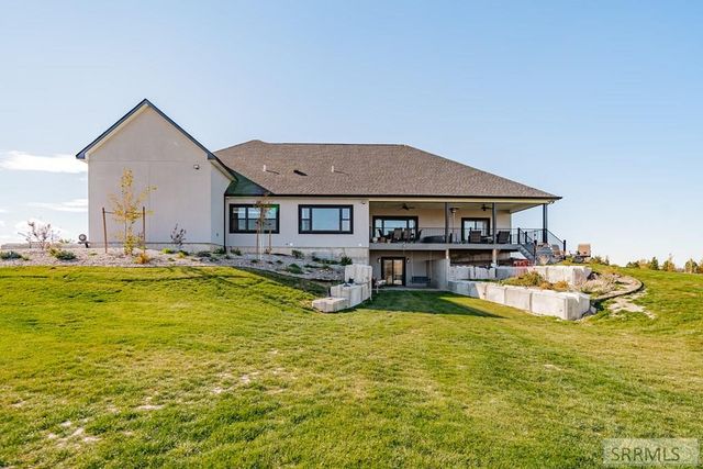 10423 Henry Creek Road, Idaho Falls, ID 83406