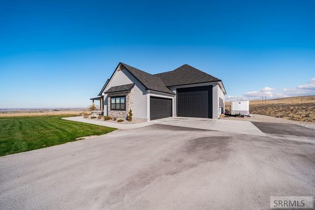 10423 Henry Creek Road, Idaho Falls, ID 83406