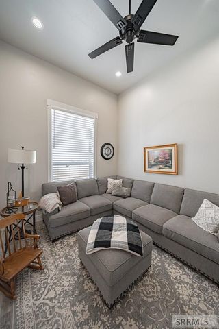 10423 Henry Creek Road, Idaho Falls, ID 83406