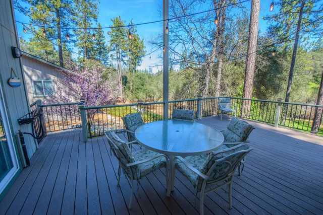 13069 Wells Fargo Drive, Groveland, CA 95321