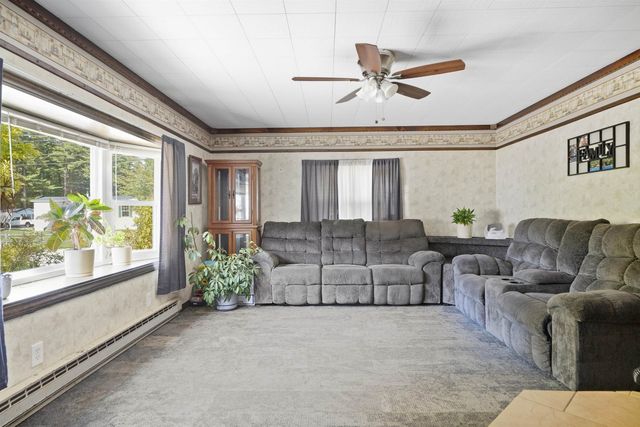 144 Blackwater Road, Somersworth, NH 03878