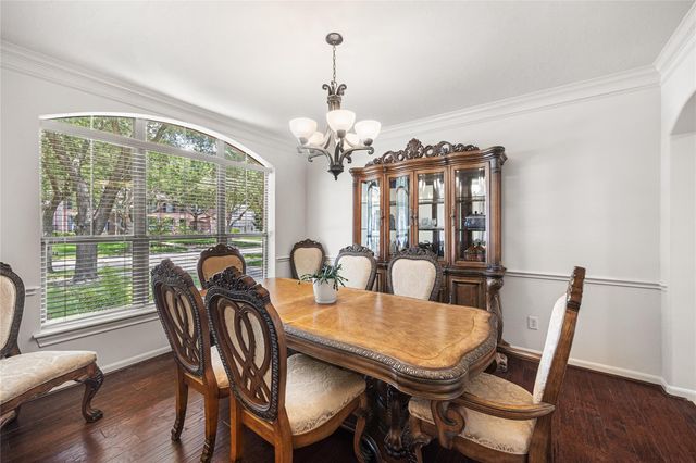 1302 Lake Grayson Drive, Katy, TX 77494