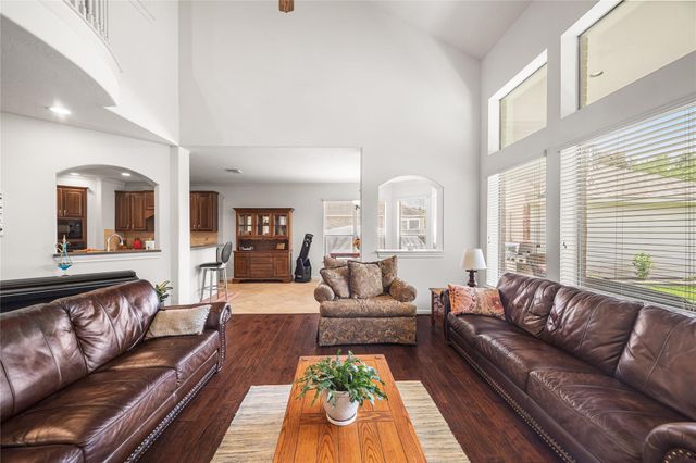 1302 Lake Grayson Drive, Katy, TX 77494