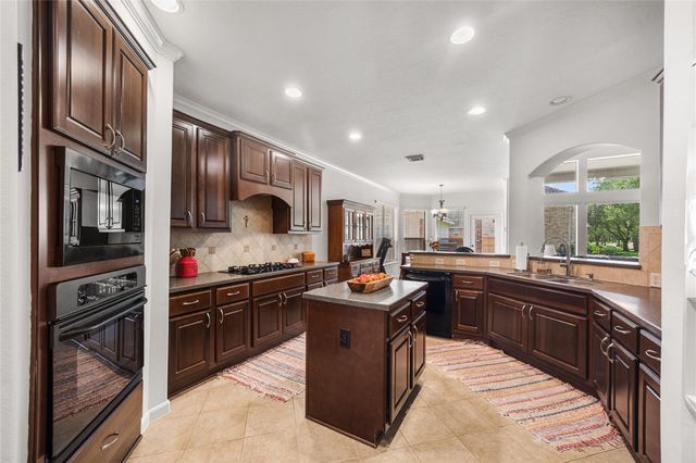 1302 Lake Grayson Drive, Katy, TX 77494