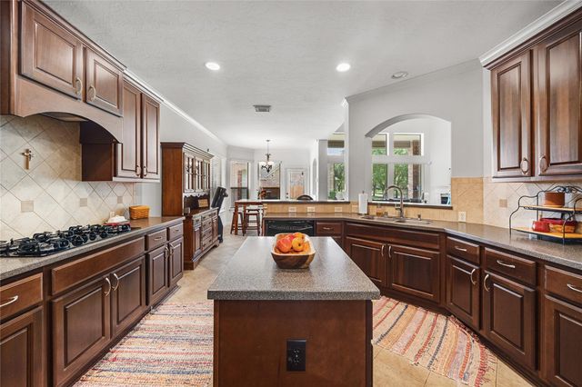 1302 Lake Grayson Drive, Katy, TX 77494