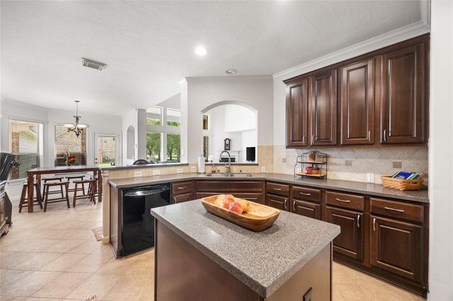1302 Lake Grayson Drive, Katy, TX 77494