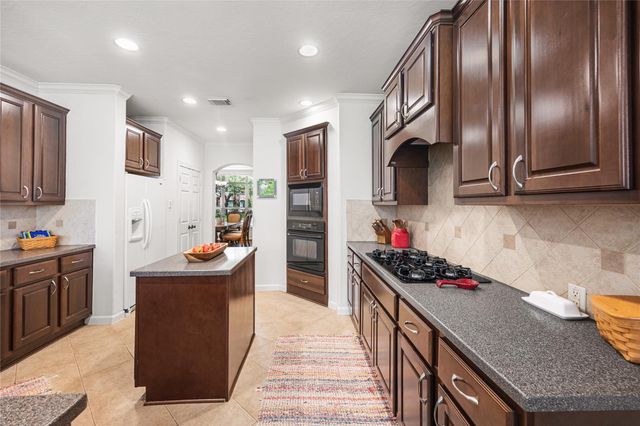 1302 Lake Grayson Drive, Katy, TX 77494