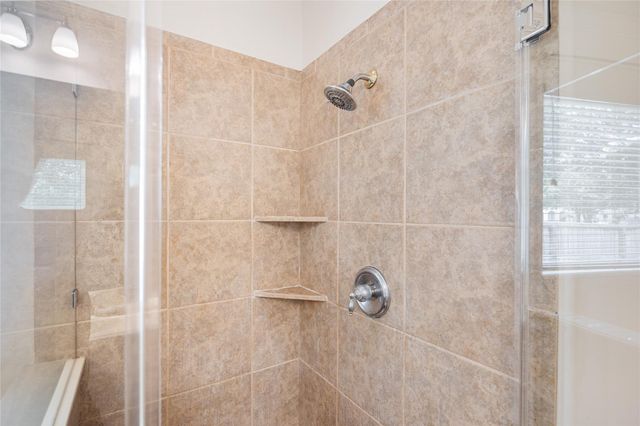 1302 Lake Grayson Drive, Katy, TX 77494