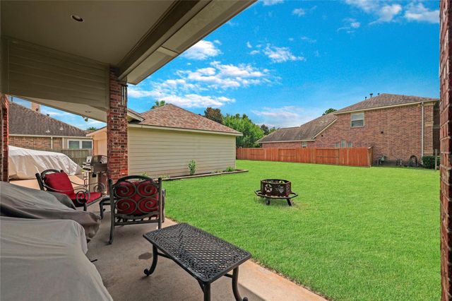 1302 Lake Grayson Drive, Katy, TX 77494