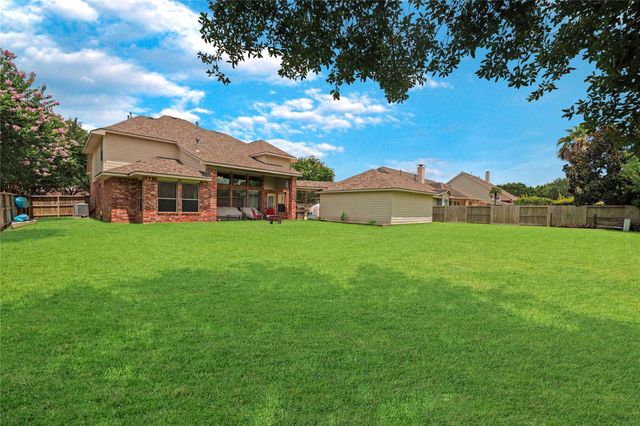 1302 Lake Grayson Drive, Katy, TX 77494