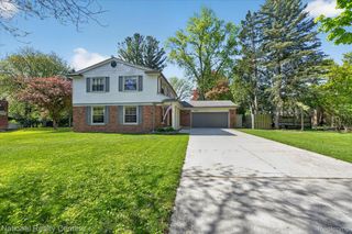 35037 Ellen Court, Livonia, MI 48154