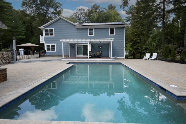 12 Magnolia Street, North Reading, MA 01864