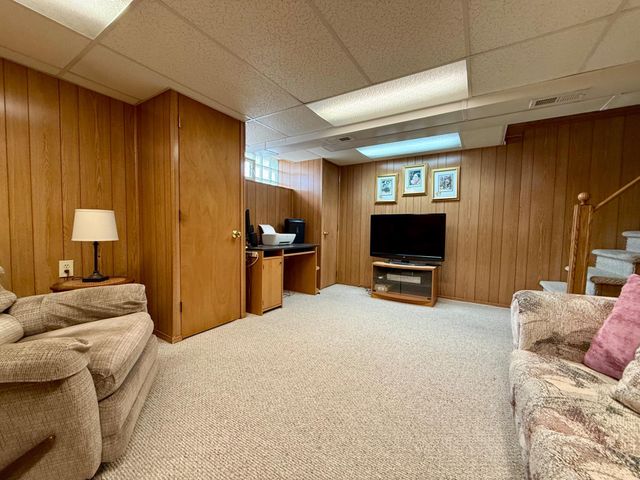 7926 LEONARD ST, Philadelphia, PA 19152