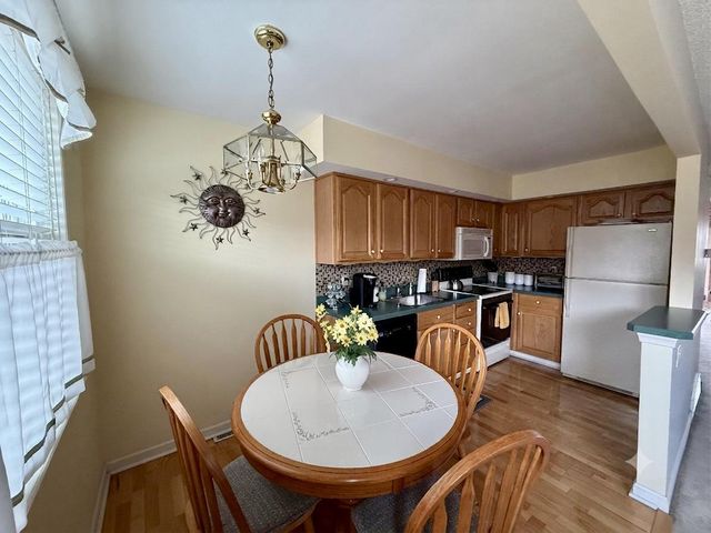 7926 LEONARD ST, Philadelphia, PA 19152
