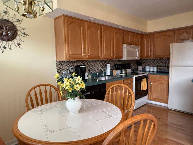 7926 LEONARD ST, Philadelphia, PA 19152