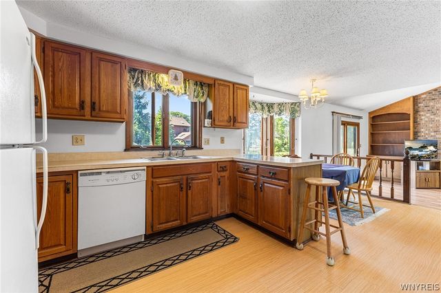 47 Windridge Court, Amherst, NY 14221