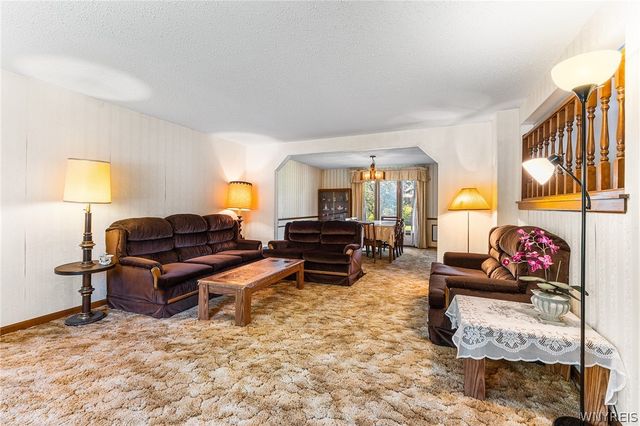 47 Windridge Court, Amherst, NY 14221