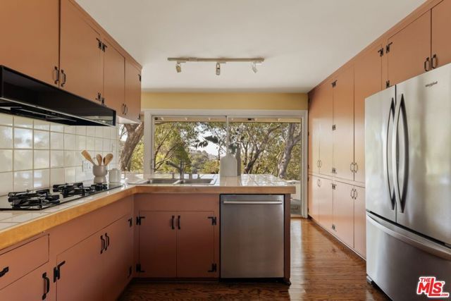 2940 Marcia Road, Glendale, CA 91208