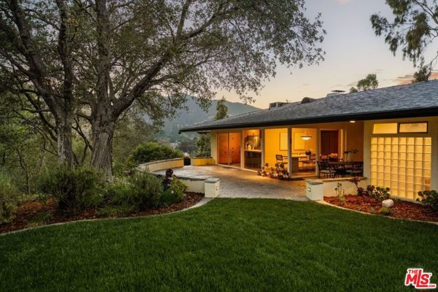 2940 Marcia Road, Glendale, CA 91208