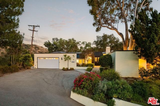 2940 Marcia Road, Glendale, CA 91208